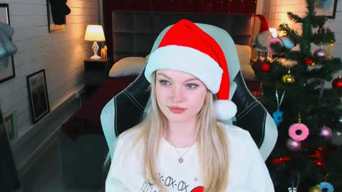 Grace Glamour online show from 12.17.24