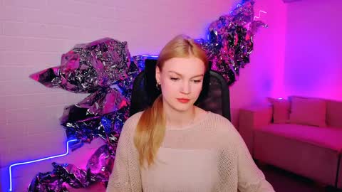 Grace Glamour online show from 12.22.24