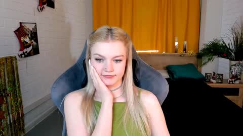 Grace Glamour online show from 12.28.24