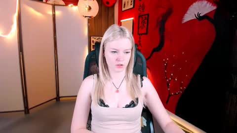 Grace Glamour online show from 10.14.25