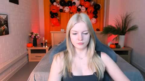 Grace Glamour online show from 10.21.25