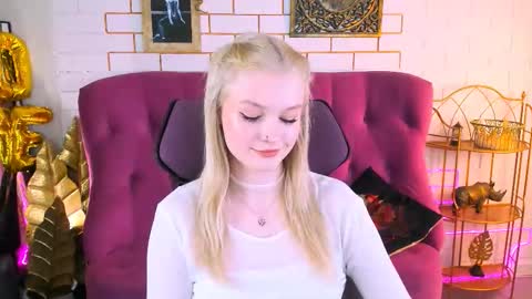 Grace Glamour online show from 11.19.25