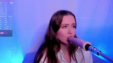 Hi call me Leia make me scream from 111155222333666999  online show from 01.10.25