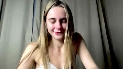 gracetorrezz online show from 10.24.25