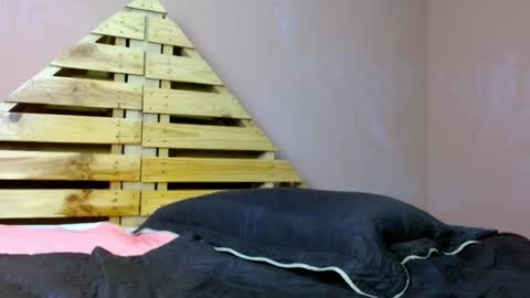 Grace Woe online show from 09.22.25