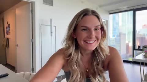 Gracie Mae online show from 10.14.25