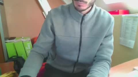 Snapshot of grandbi chatting on 01.21.25 grandbi online show from 01.21.25