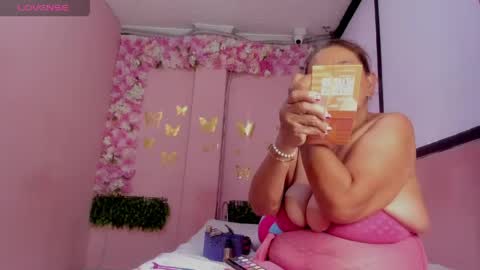 Mi Name is violeta  online show from 05.05.26
