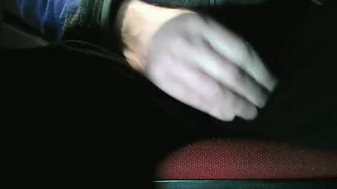 Snapshot of grapefruit chatting on 01.21.25 grapefruit online show from 01.21.25