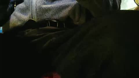 Snapshot of grapefruit chatting on 10.22.25 grapefruit online show from 10.22.25