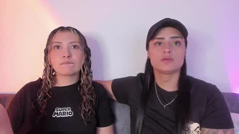 Snapshot of grave_duo chatting on 09.19.25 GRAVE DUO online show from 09.19.25