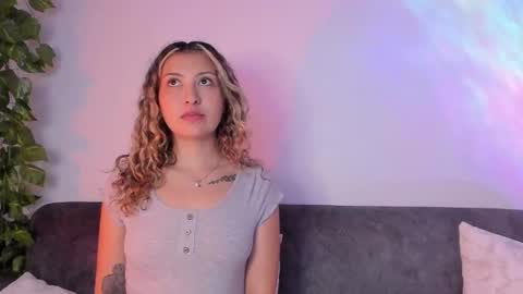 Snapshot of grave_duo chatting on 09.25.25 GRAVE DUO online show from 09.25.25