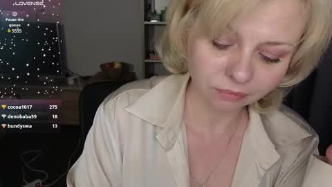 Snapshot of gray_swann chatting on 02.05.25 Ray online show from 02.05.25