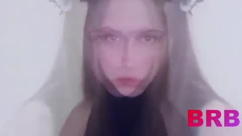 Snapshot of graycewild chatting on 01.13.25 GrayceWild online show from 01.13.25