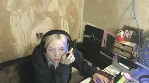 graylovescookies online show from 12.17.24