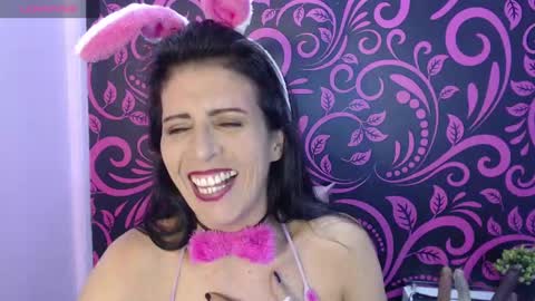 Isabella online show from 01.26.25