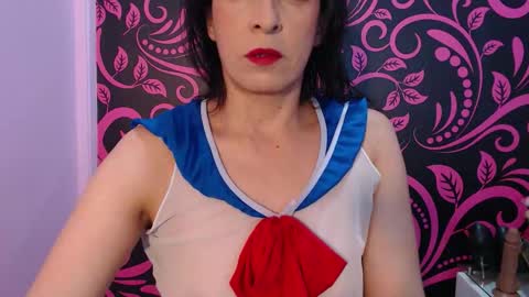 Isabella online show from 11.22.25