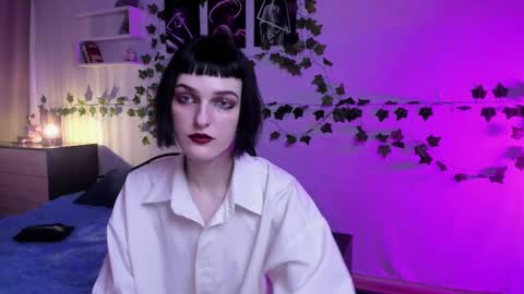 Snapshot of green_tea666 chatting on 03.10.25 Lilith online show from 03.10.25