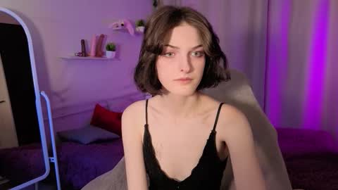 Snapshot of green_tea666 chatting on 09.30.25 Lilith online show from 09.30.25