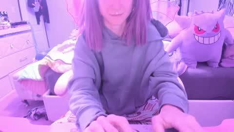 GreenEyedLovexo online show from 12.13.24