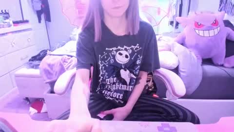 GreenEyedLovexo online show from 12.20.24