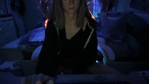 GreenEyedLovexo online show from 01.04.25