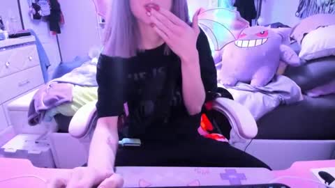GreenEyedLovexo online show from 01.06.25