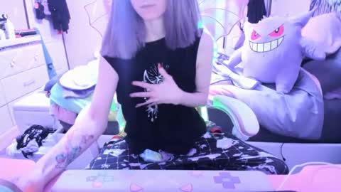 GreenEyedLovexo online show from 01.18.25