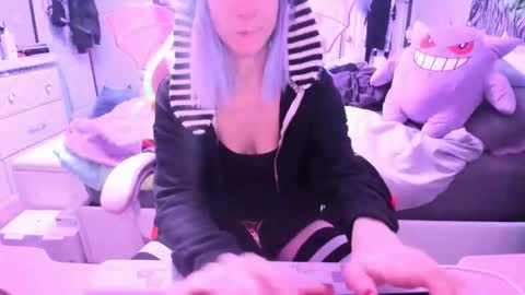 GreenEyedLovexo online show from 01.23.25