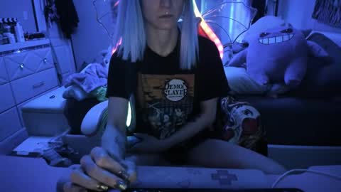 GreenEyedLovexo online show from 01.28.25