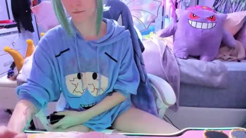 GreenEyedLovexo online show from 11.06.25