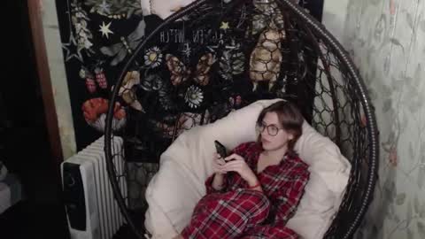 Snapshot of greenwitch9 chatting on 11.09.25 Lina online show from 11.09.25