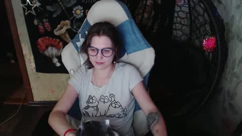 Lina online show from 03.17.26