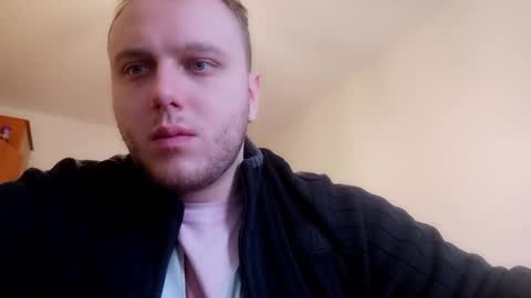 Snapshot of gregory_the_bear chatting on 12.10.24 Gregory online show from 12.10.24