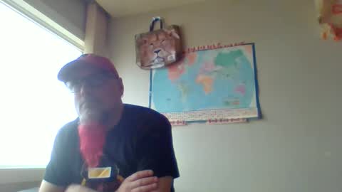 Snapshot of gregrev chatting on 06.09.26 gregrev online show from 06.09.26