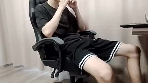 Felix online show from 10.15.25