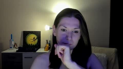 Greta online show from 09.13.25