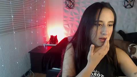 Snapshot of gretta_n_dannie chatting on 01.17.25 Gretta n dannie online show from 01.17.25