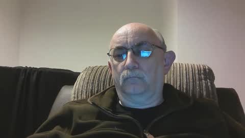 Snapshot of grey_dom chatting on 11.23.25 Master Sir online show from 11.23.25