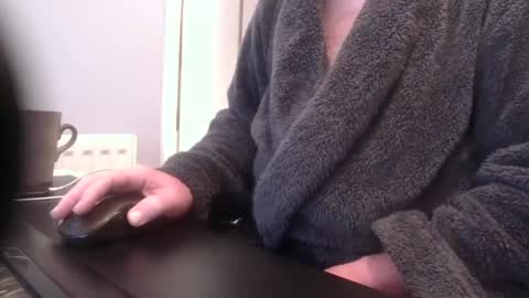 Snapshot of greyfox_6000 chatting on 02.25.25 greyfox_6000 online show from 02.25.25