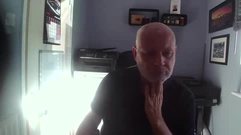 Snapshot of greyfox_6000 chatting on 03.05.25 greyfox_6000 online show from 03.05.25