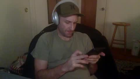 Snapshot of greygoose2117 chatting on 09.13.25 greygoose2117 online show from 09.13.25