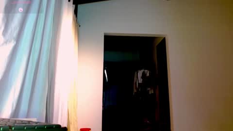 Snapshot of greyslopez chatting on 12.03.24 Greyslopez online show from 12.03.24
