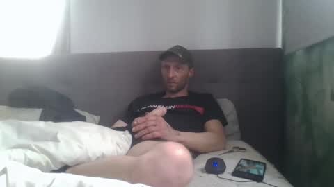 Snapshot of groter101104614 chatting on 04.04.26 pornmoduson online show from 04.04.26