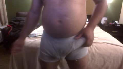 Snapshot of growinganaconda chatting on 09.28.25 growinganaconda online show from 09.28.25