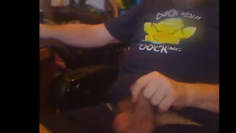 Snapshot of gruhahn chatting on 09.09.25 DankMess online show from 09.09.25