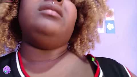 Grumosa velvet   online show from 10.03.25