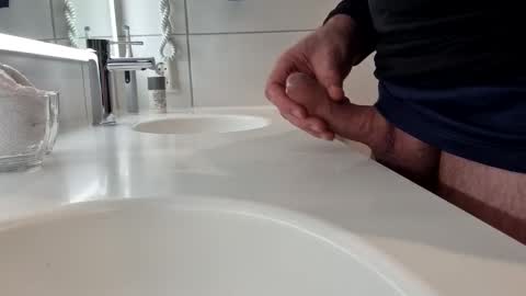 Snapshot of grumpy64 chatting on 01.28.25 Grumpy online show from 01.28.25