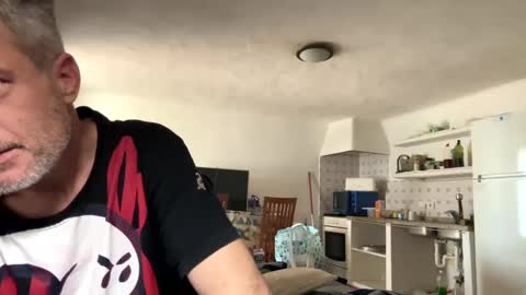 guardiannif_ online show from 03.06.25