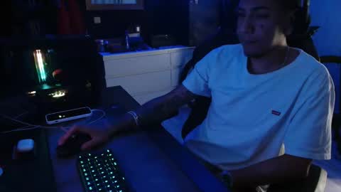 Guayaco  online show from 11.18.25